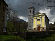 53 antica chiesa di San Bartolomeo con vista verso...